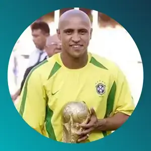 Jogador brasileiro e canhoto - roberto carlos